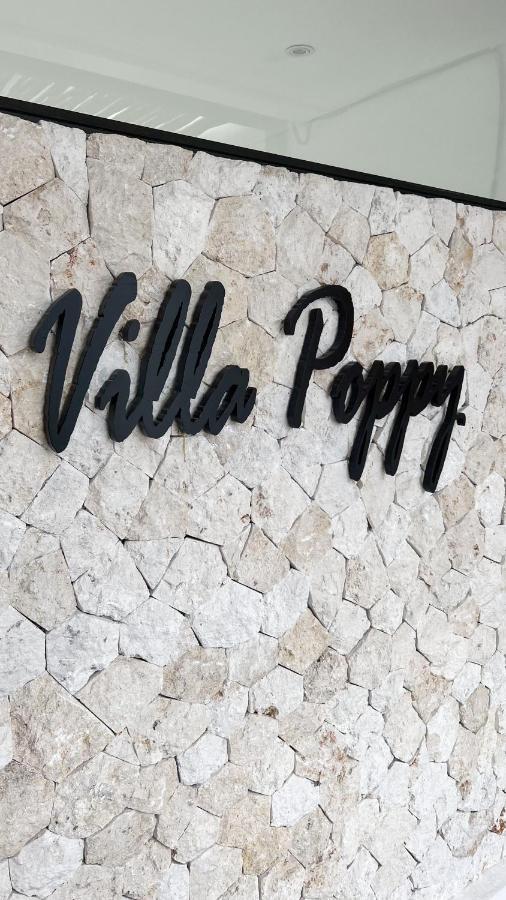 Villa Poppy Bumbak Canggu Esterno foto