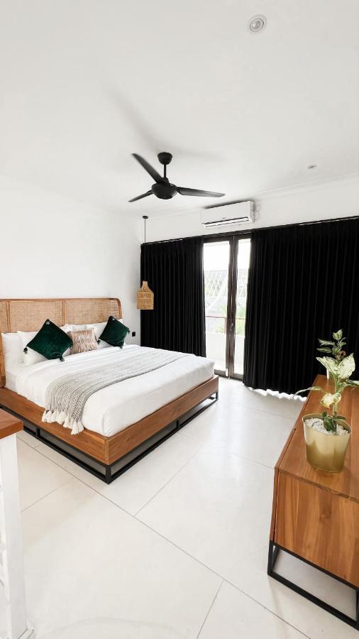 Villa Poppy Bumbak Canggu Esterno foto